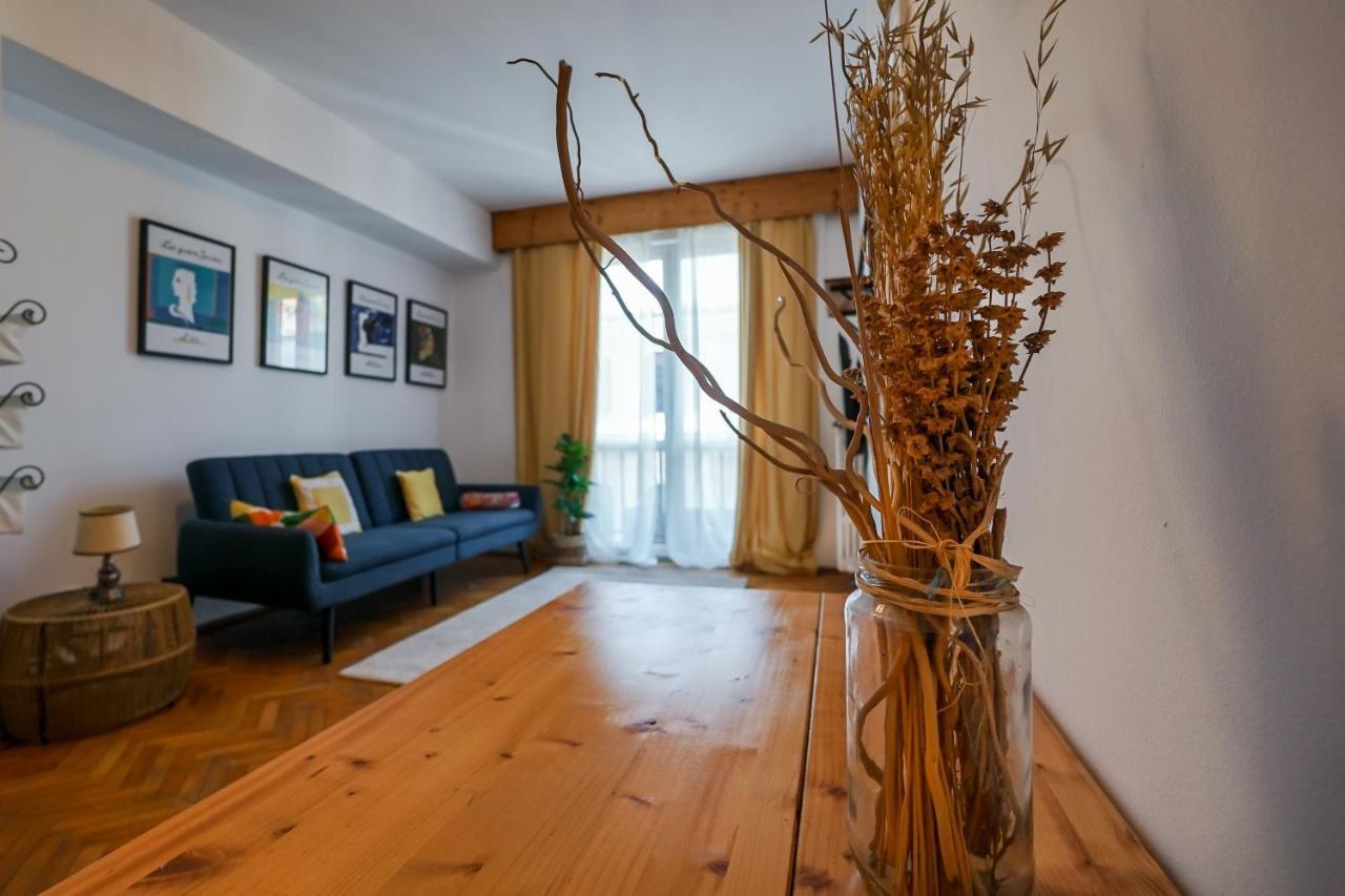 Apartament Universitate - Centrul Vechi Appartement Boekarest Buitenkant foto